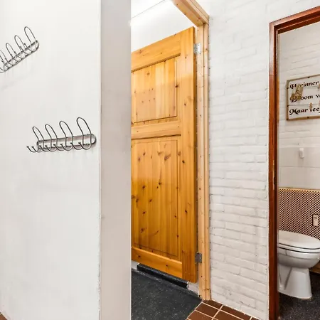 2 Bedroom Cozy In Upland * Willingen (Upland)